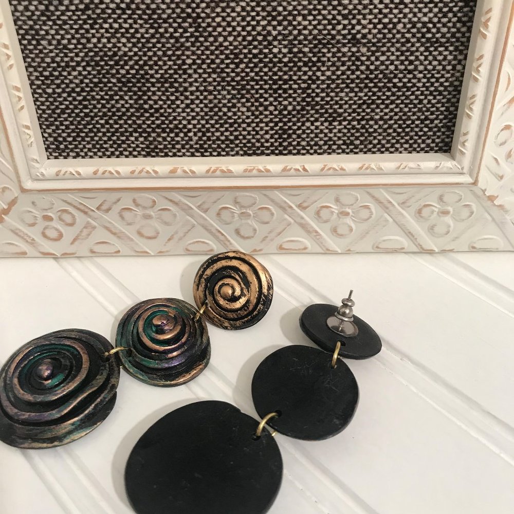 Upcycled Frame Earring Display Photo Prop Handmade - Picture 5 of 6